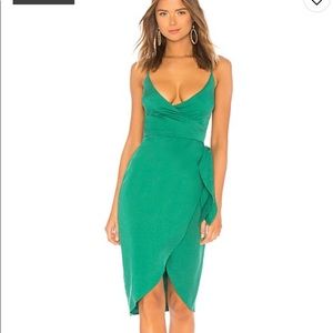 Beautiful green dress from lovers and friends. Great for nice events:)